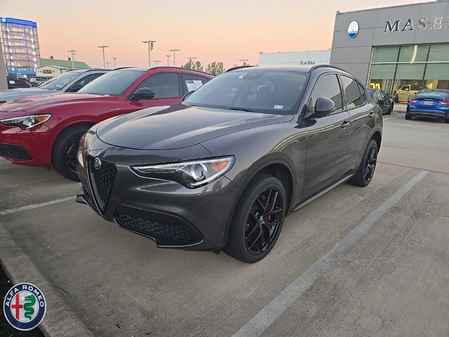 2020 Alfa Romeo Stelvio Base