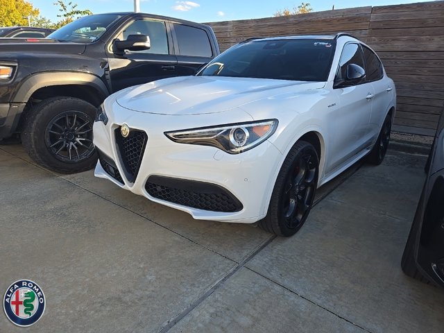 2023 Alfa Romeo Stelvio Veloce
